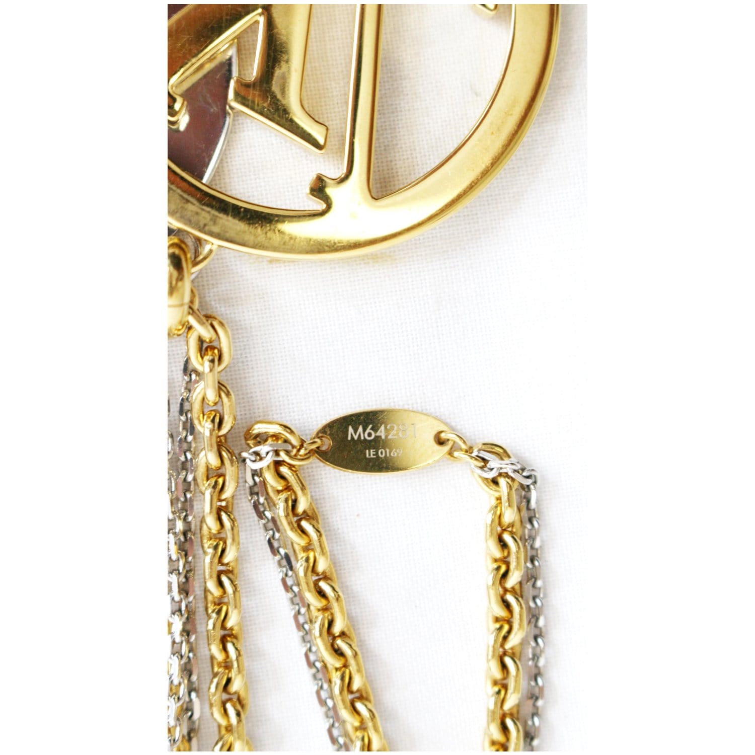 Shop Louis Vuitton Louise long necklace (M64281) by lifeisfun