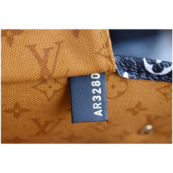 LOUIS VUITTON Neverfull Crafty MM Monogram Gaint Canvas Tote Bag Caramel