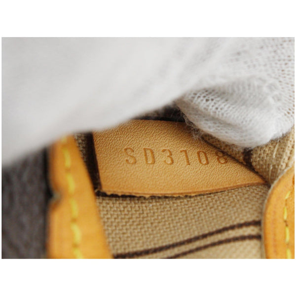 LOUIS VUITTON Neverfull MM Monogram Canvas Tote Bag Brown