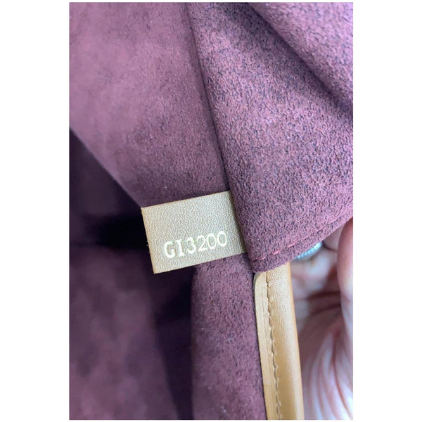 Louis Vuitton Neverfull MM Bag item code tag