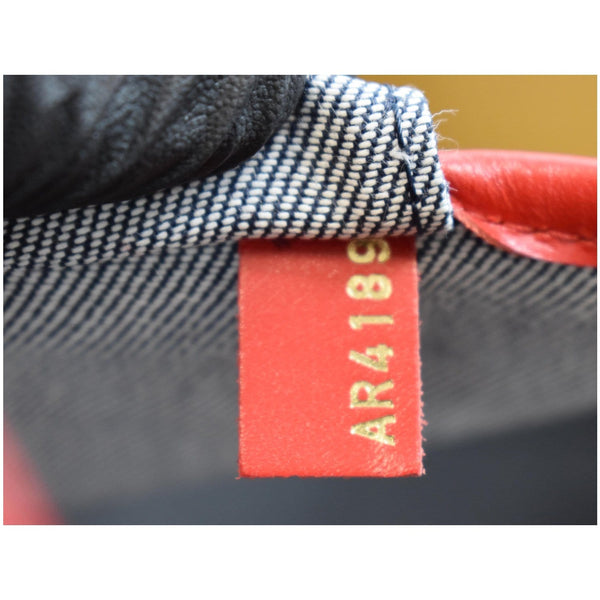 Louis Vuitton Neverfull MM Patchwork Monogram Denim Bag - code AR4189