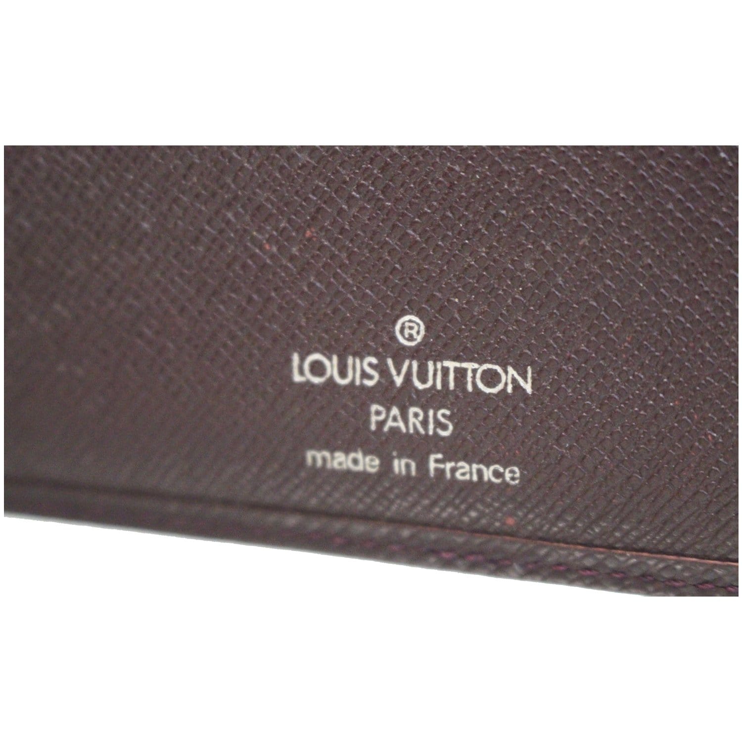 Louis Vuitton Brown 2009 Taiga Leather Bifold Wallet