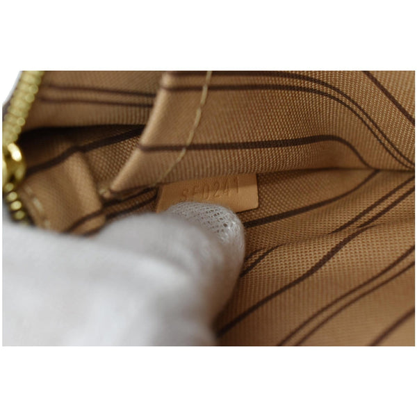 LOUIS VUITTON Pochette Wristlet Pouch Monogram Canvas Neverfull MM Brown