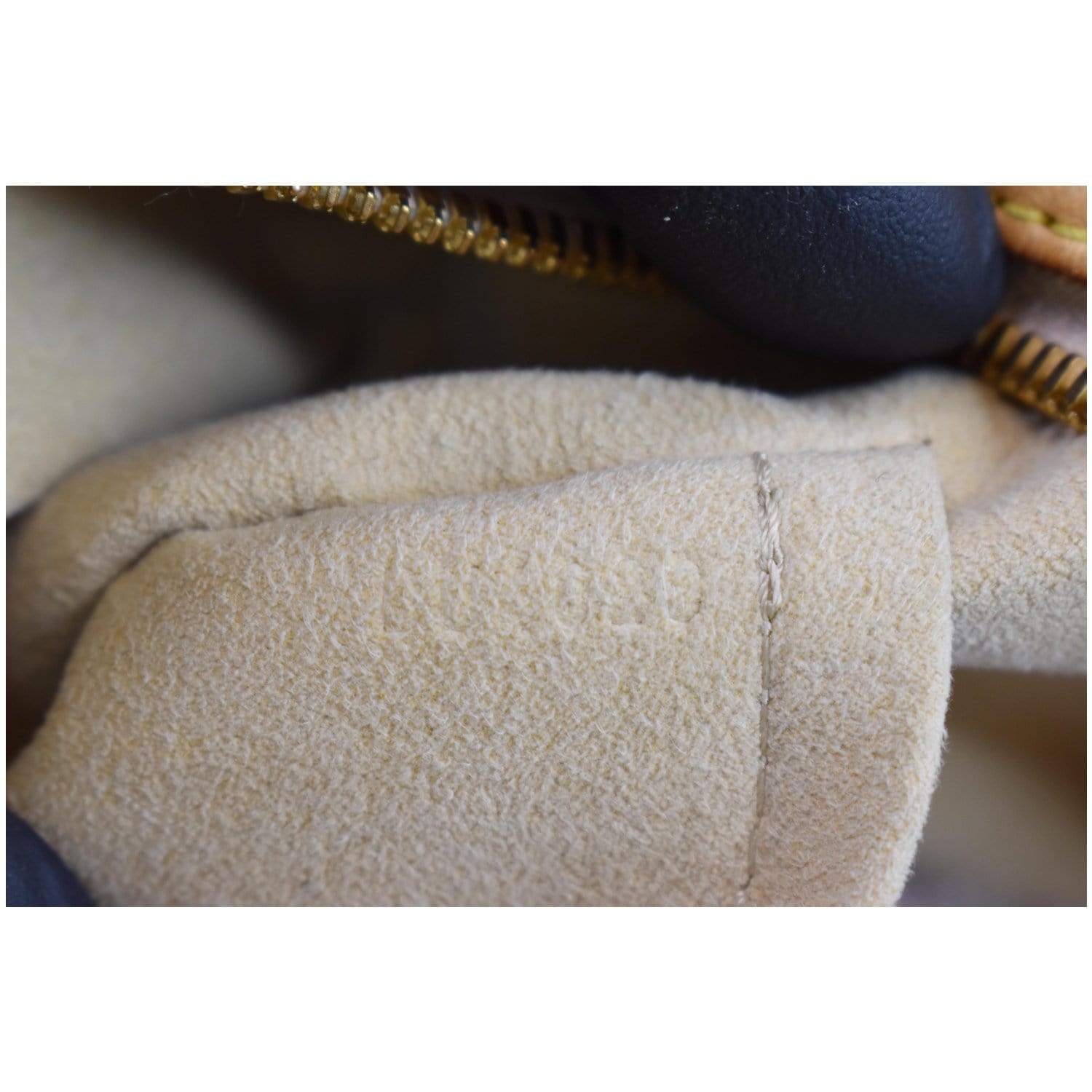 Louis Vuitton Damier Azur Berkeley Boston Bag Leather ref.294515 - Joli  Closet