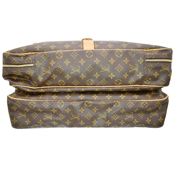 Louis Vuitton Sac Chasse Monogram Canvas Hunting Bag - DDH