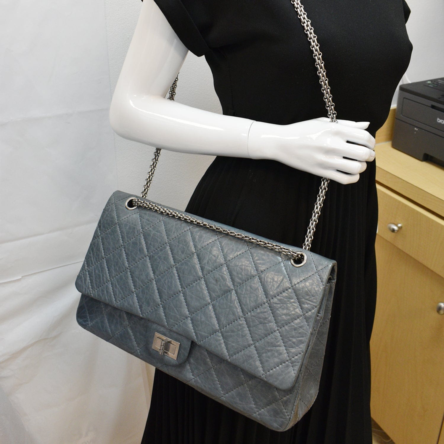 Chanel reissue 2.25 sequins mini shoulder bag