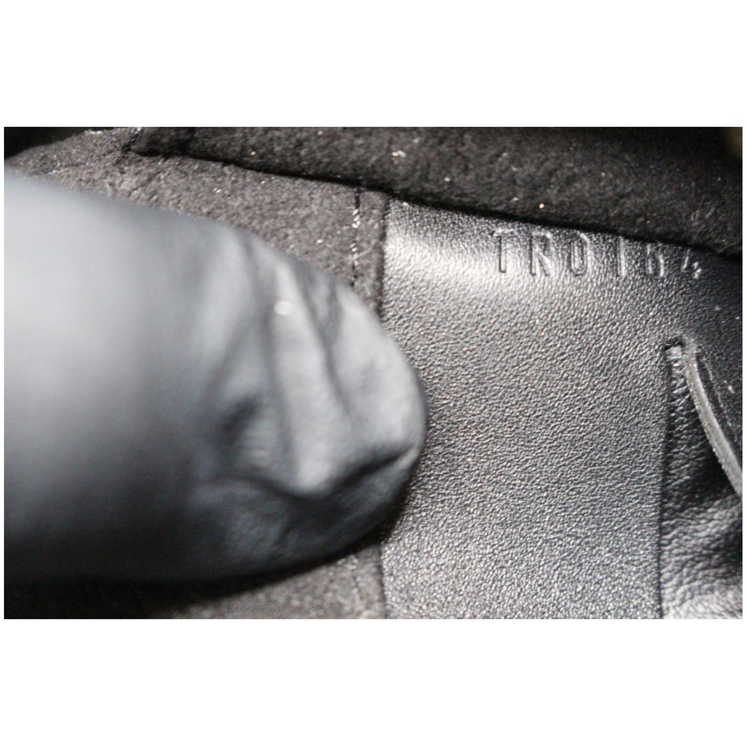 LOUIS VUITTON Chain Louise GM Noir Leather Shoulder Crossbody Bag-US