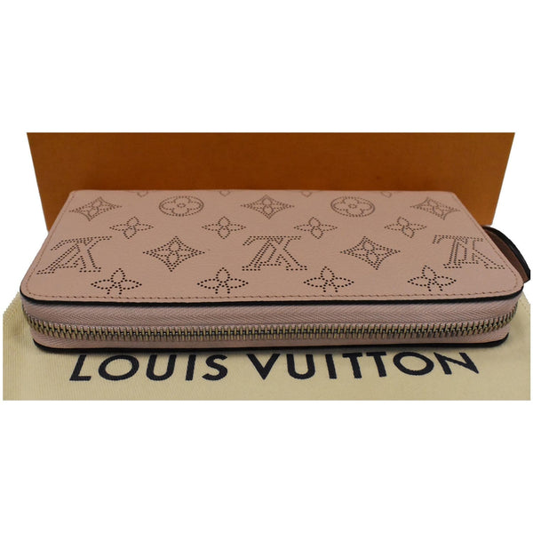 LOUIS VUITTON Mahina Leather Zippy Wallet Magnolia