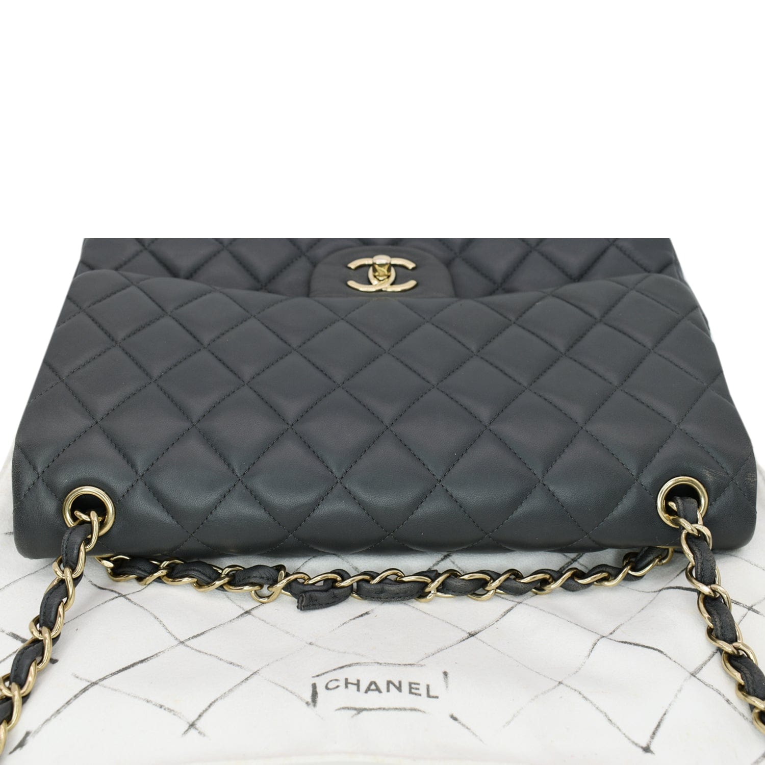 CHANEL Lambskin Quilted Jumbo Double Flap Black 1156081