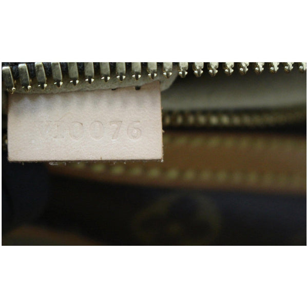 item code lVHudson GM Monogram Canvas Shoulder Bag