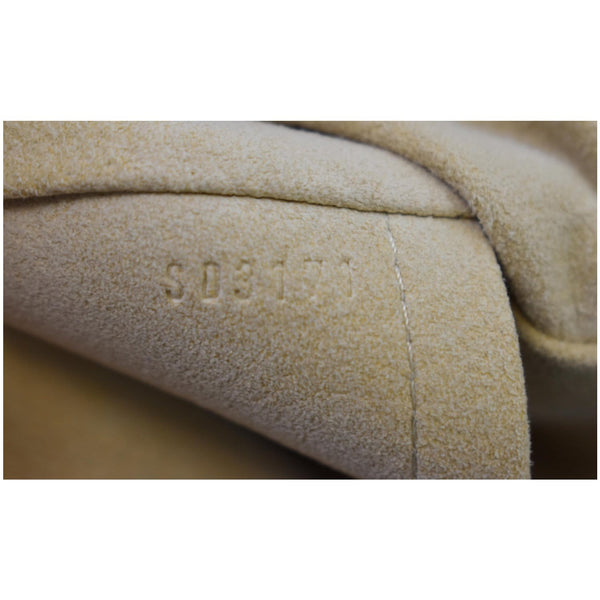 Louis Vuitton Artsy GM Damier Azur Shoulder Bag White - SD03171