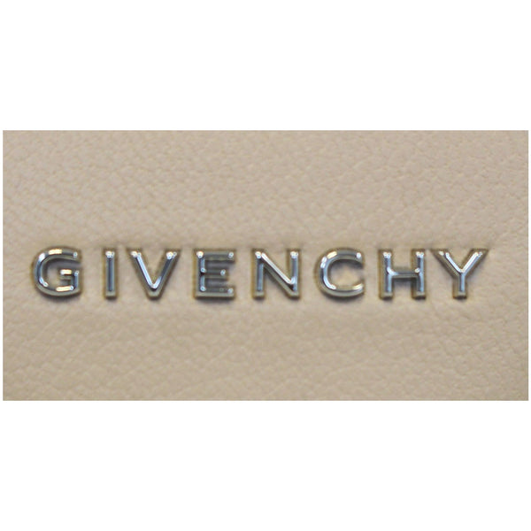 Givenchy Shoulder Bag Antigona Small Leather - Givenchy  logo