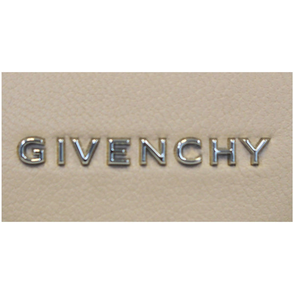 Givenchy Shoulder Bag Antigona Small Leather - Givenchy  logo