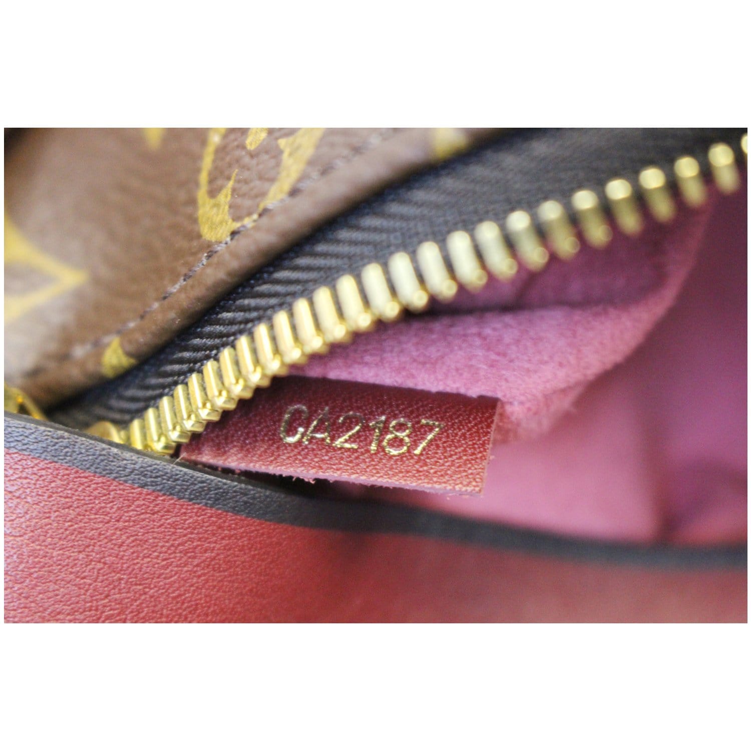 Louis Vuitton Monogram Canvas Tuileries Besace Shoulder Bag (SHF-23651 –  LuxeDH