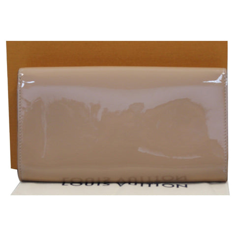 LOUIS VUITTON Louise Patent Leather Long Wallet Nude