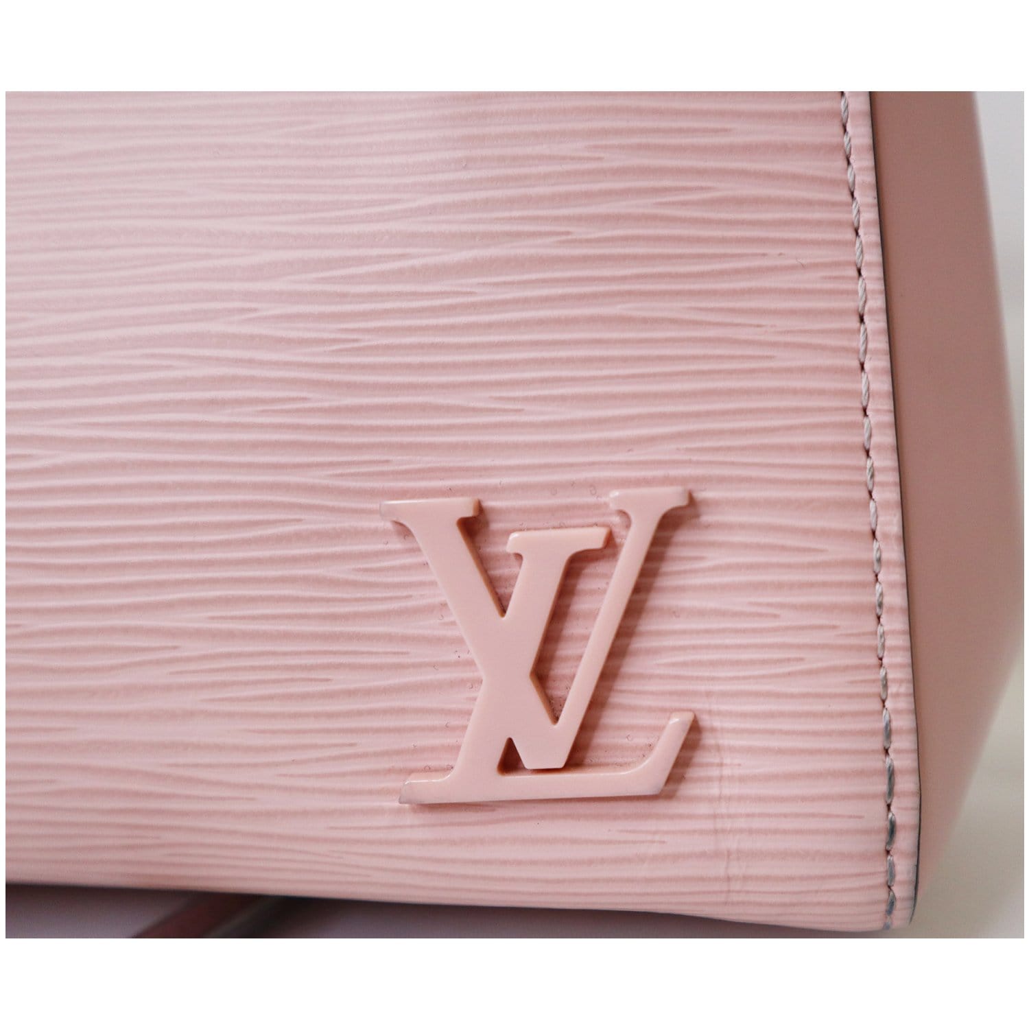 Pale pink Cluny BB bag in Epi leather Louis Vuitton Numbered