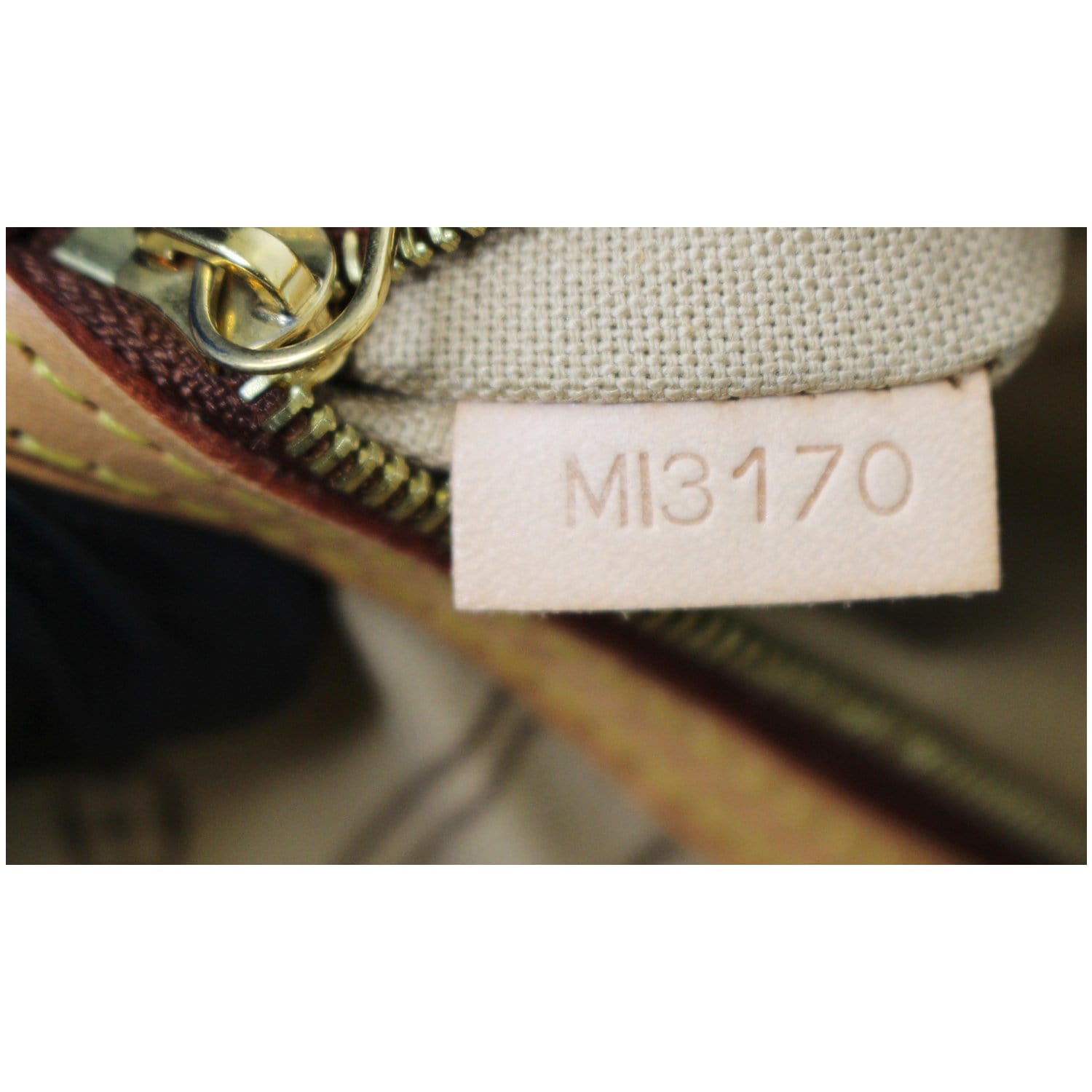 Louis Vuitton Delightful Handbag Monogram Canvas MM at 1stDibs  sp0039  louis vuitton, louis vuitton delightful gm, louis vuitton sp0039