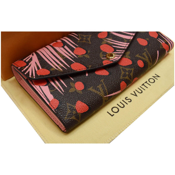 LOUIS VUITTON Sarah Jungle Dots Monogram Canvas Wallet Pink