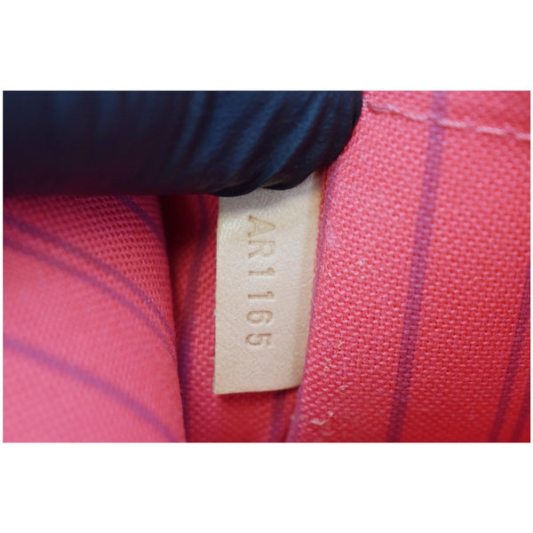 LOUIS VUITTON Pochette Wristlet Pouch Monogram Canvas Neverfull MM Brown