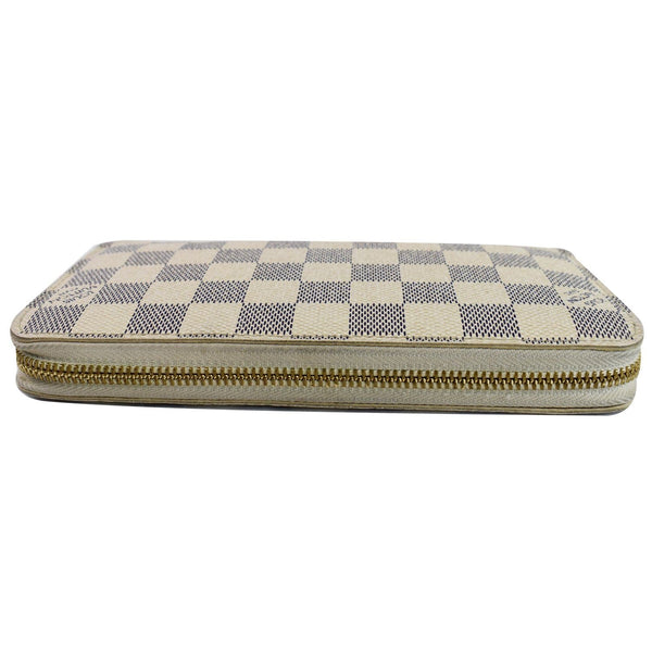 Louis Vuitton Damier Azur Zippy Wallet zip closure view