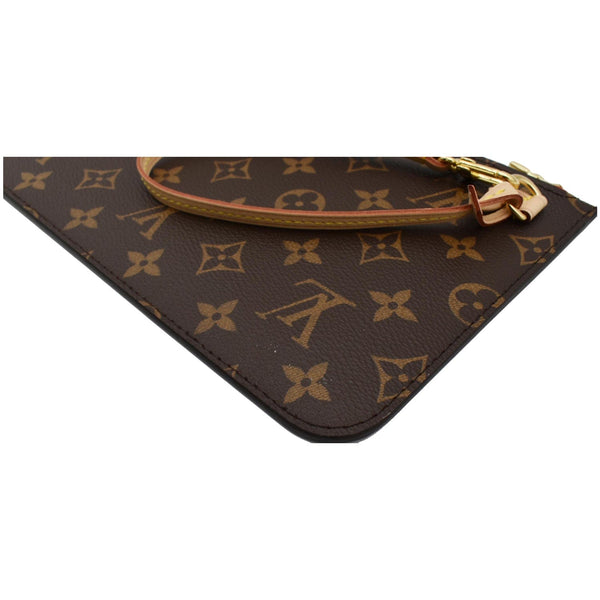 Louis Vuitton Neverfull MM Monogram Canvas Pochette Pouch