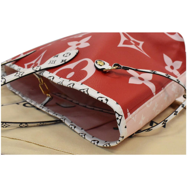 Louis Vuitton Giant Neverfull MM Top Handle Handbag