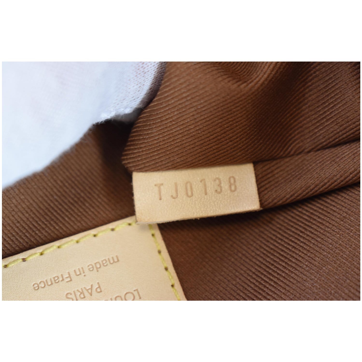 Louis Vuitton Etui voyage Brown Cloth ref.925422 - Joli Closet