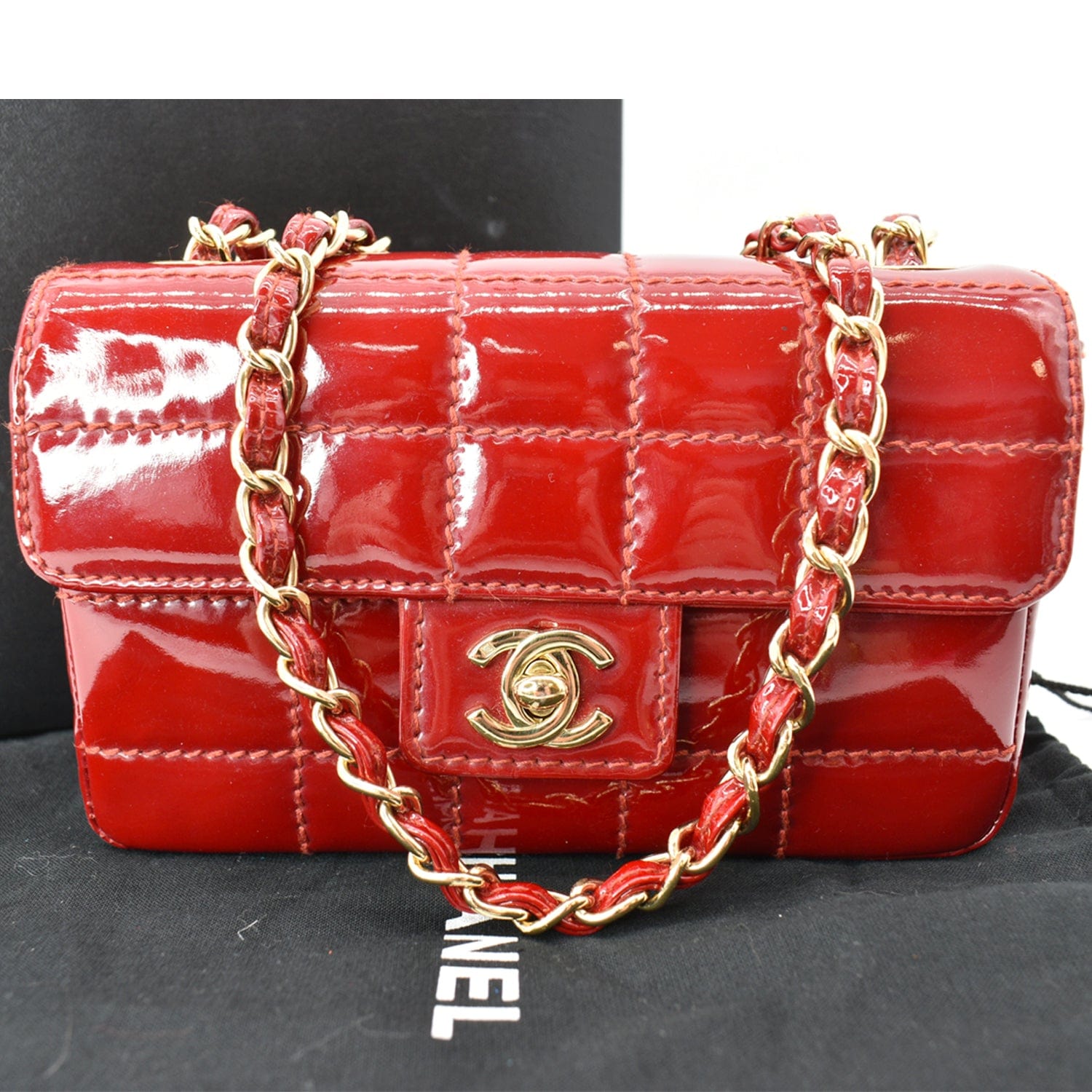 Chanel East West Chocolate Bar Quilted Lambskin Leather Shoulder Bag,  Luxury, Bags & Wallets on Carousell