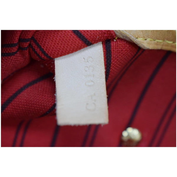 Louis Vuitton Neverfull MM Monogram Canvas bag code