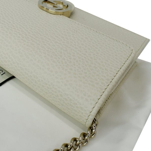 GUCCI GG Interlocking Pebbled Leather Crossbody Bag White 615523