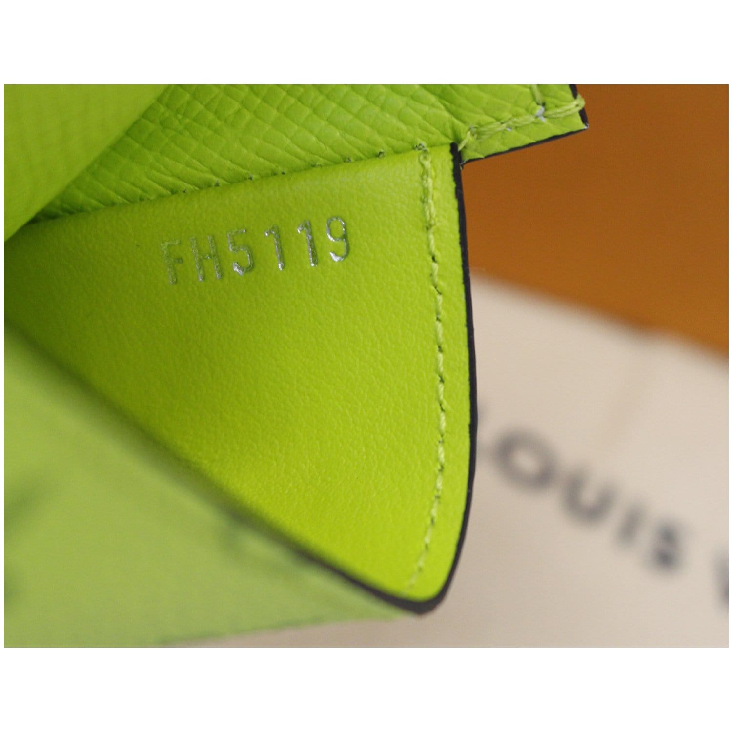 Louis Vuitton Coin Card Holder Neon Yellow autres Toiles Monogram