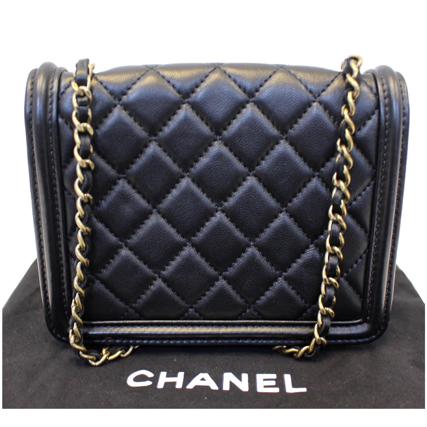 Chanel - Authenticated Boy Brick Handbag - Leather Gold for Women, Very Good Condition