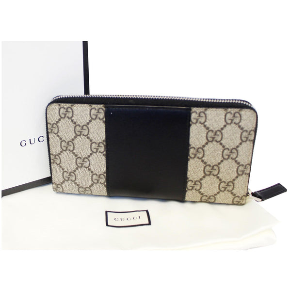 Gucci Wallet GG Supreme Monogram Zip Around - front view