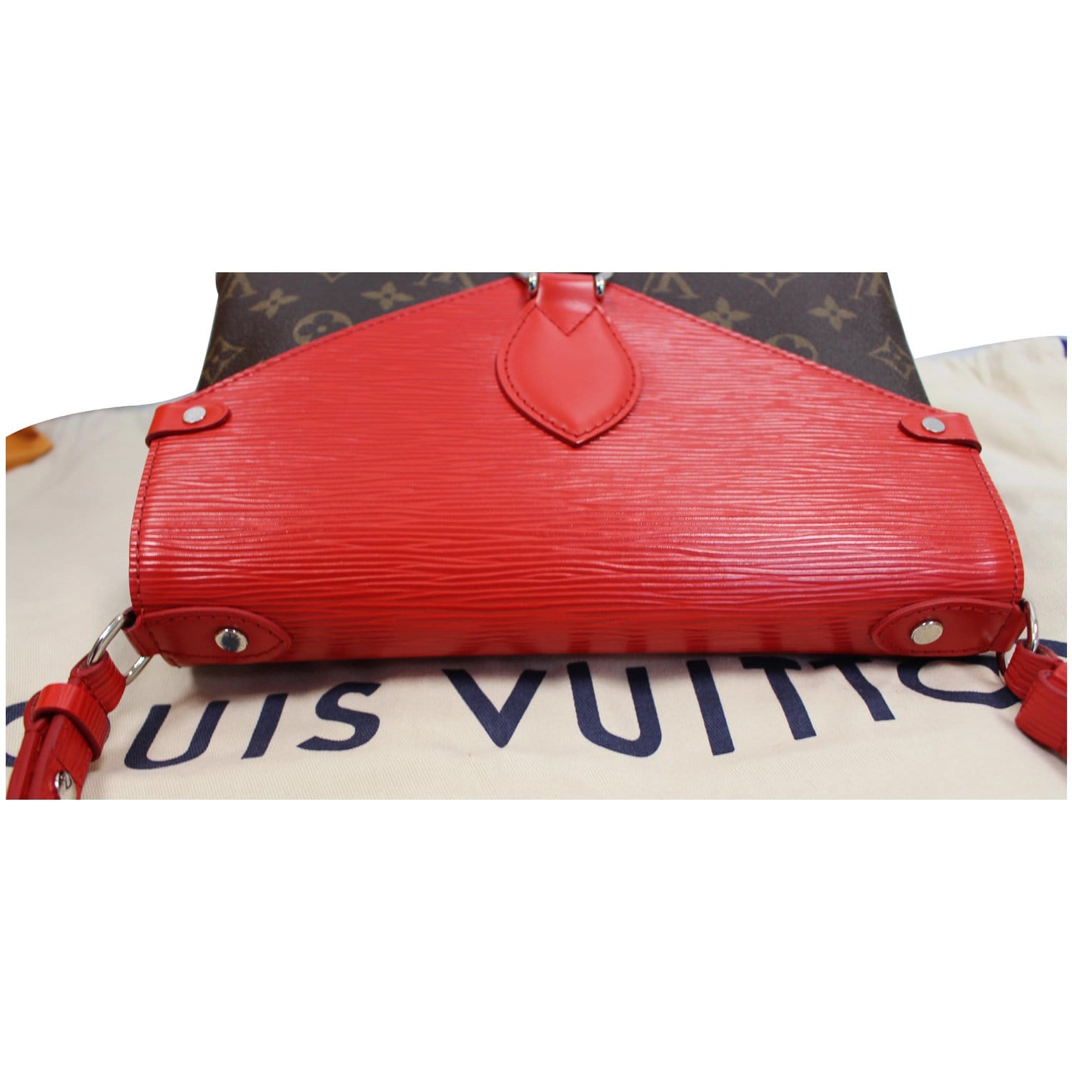 Louis Vuitton Monogram Epi Saint Michel - Brown Shoulder Bags