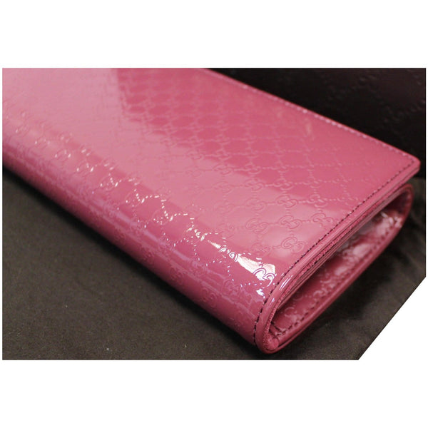 GUCCI Broadway Patent Microguccissima Small Clutch Fuschia - Last Call