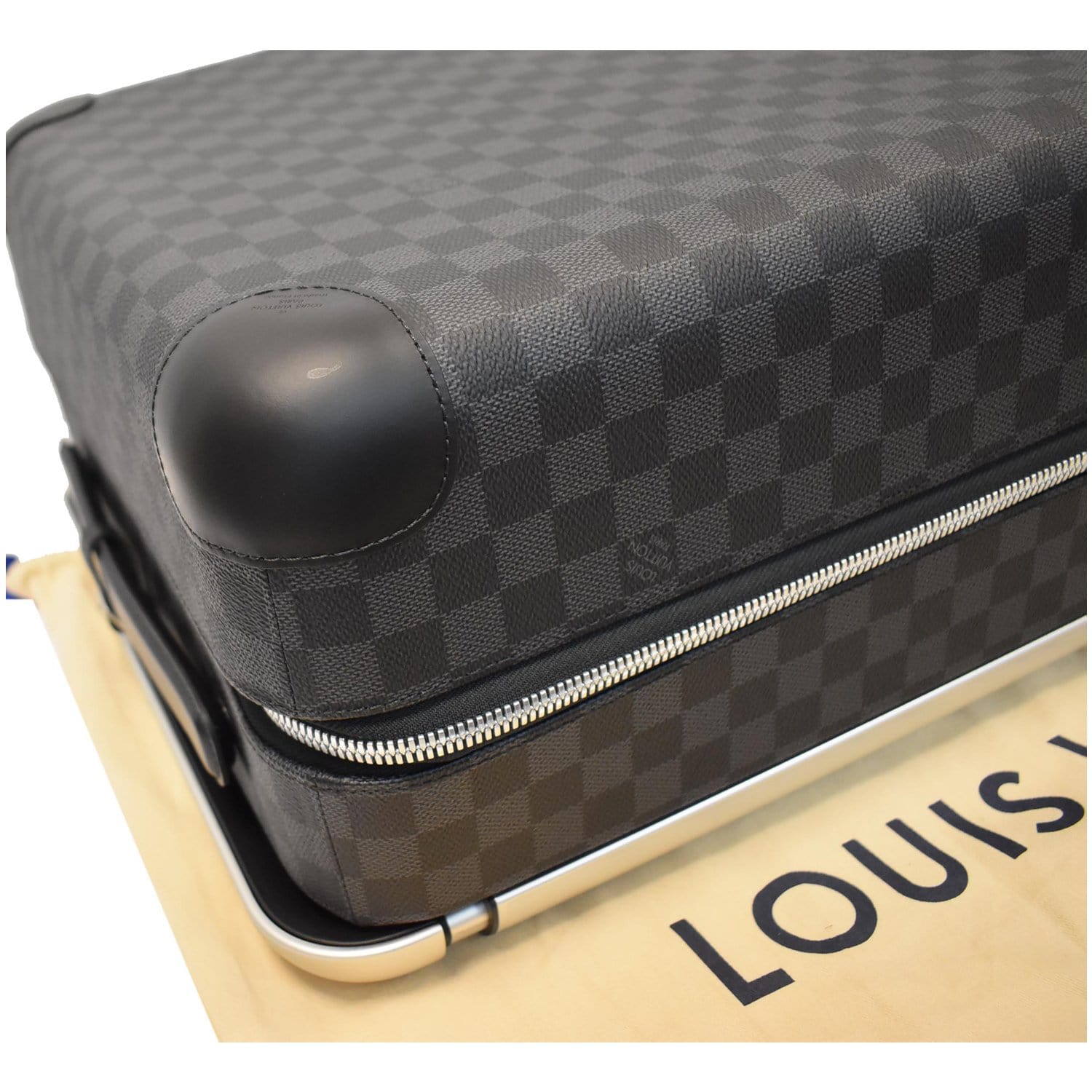 LOUIS VUITTON Horizon 55 Damier Graphite Rolling Suitcase Black