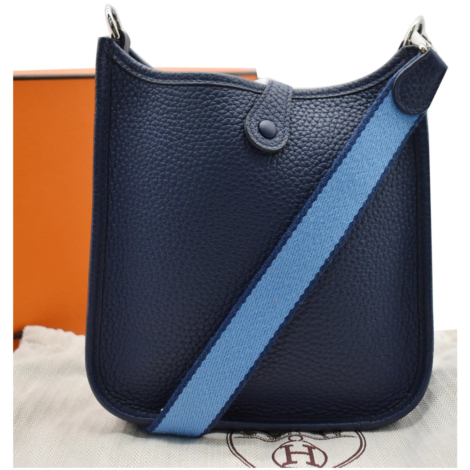 Evelyne III TGM Clemence Leather in Blue Tempete, Hermès - Designer  Exchange