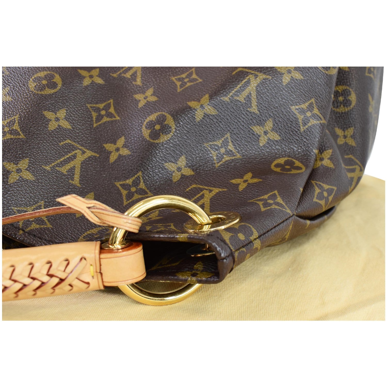 Artsy leather handbag Louis Vuitton Brown in Leather - 30863210