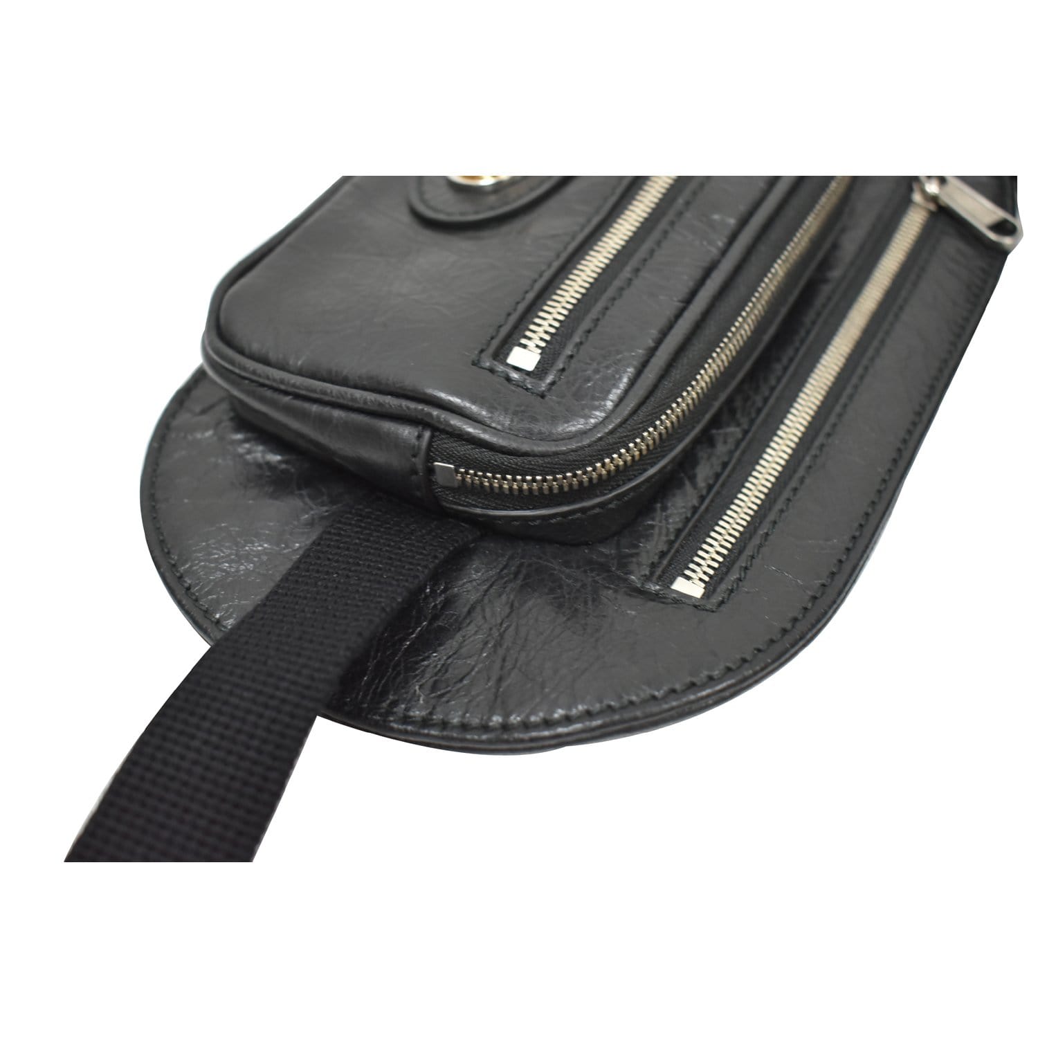 GUCCI Metallic Cracked Calfskin Belt Bag Gold Black 1151258