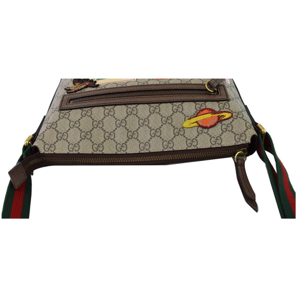 GUCCI Courrier Zip GG Supreme Canvas Messenger Bag Beige 406408