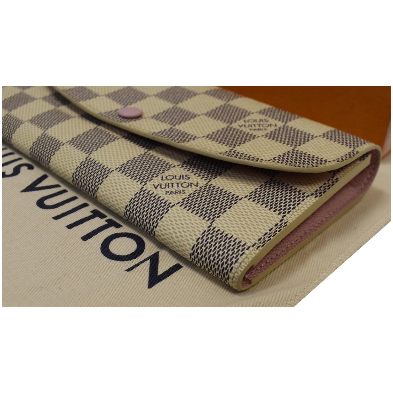 Louis Vuitton White Damier Spray Multiple Wallet – Savonches