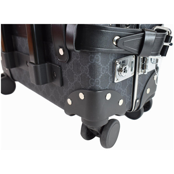 Gucci Globe-Trotter GG Medium Rolling Suitcase wheels