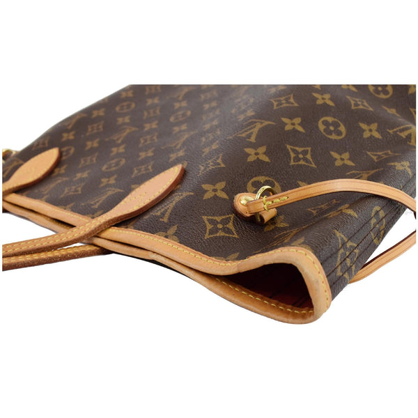 Louis Vuitton Neverfull MM Monogram Canvas Shoulder Bag - up corner side