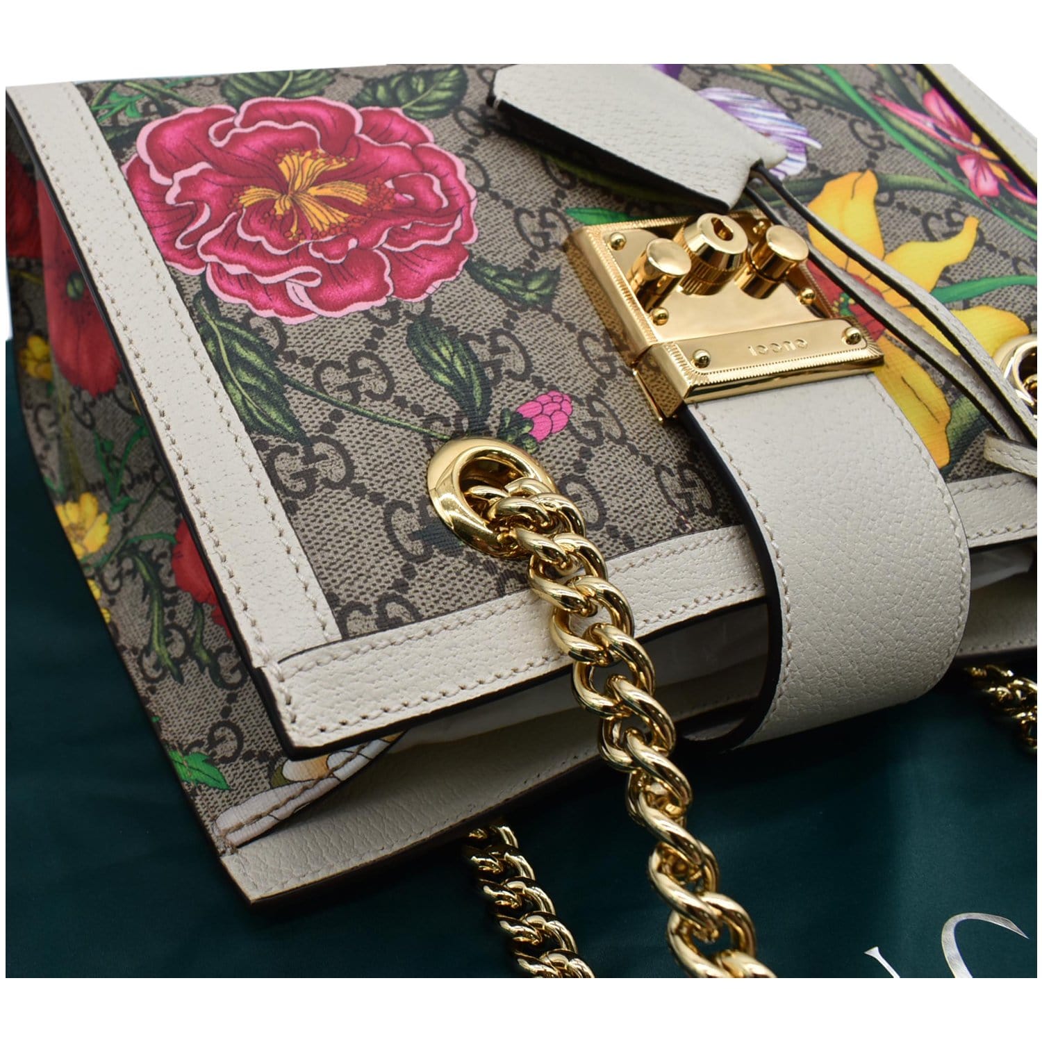 Gucci Padlock Flora GG Supreme Canvas Small Bag Beige