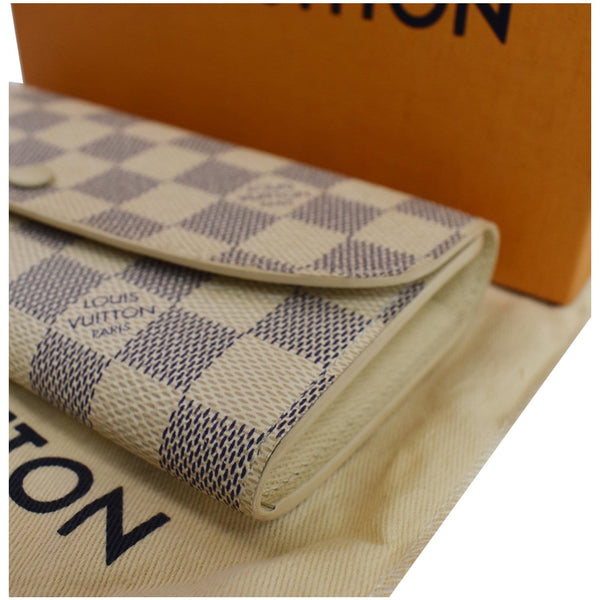 LOUIS VUITTON Emilie Damier Azur Wallet White