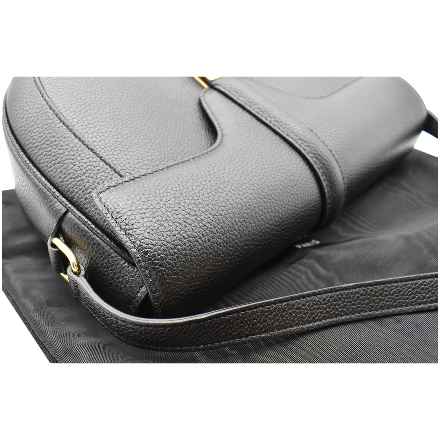 CELINE Besace 16 Small Leather Shoulder Bag Black