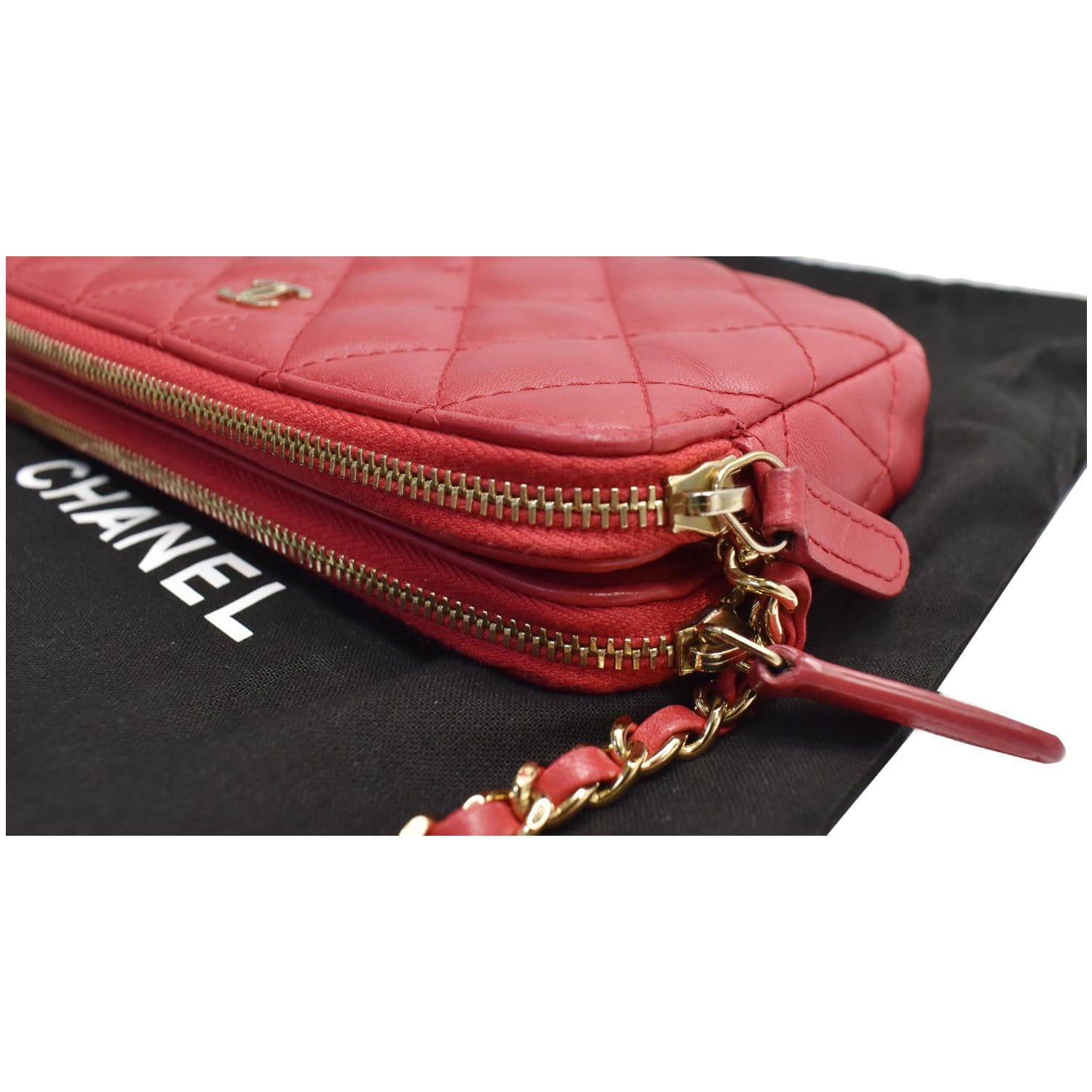 CHANEL CHANEL Chain wallet Shoulder crossbody Bag Calfskin Red SHW Used  ｜Product Code：2101217125376｜BRAND OFF Online Store