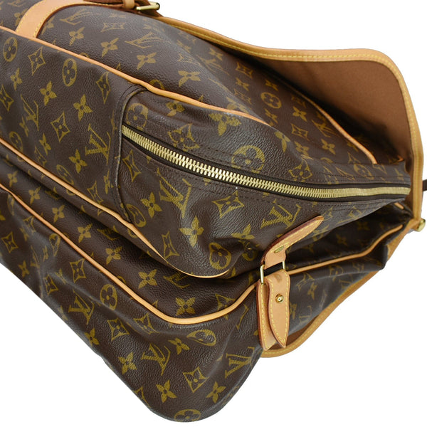 Louis Vuitton Sac Chasse Monogram Canvas Hunting Bag - DDH