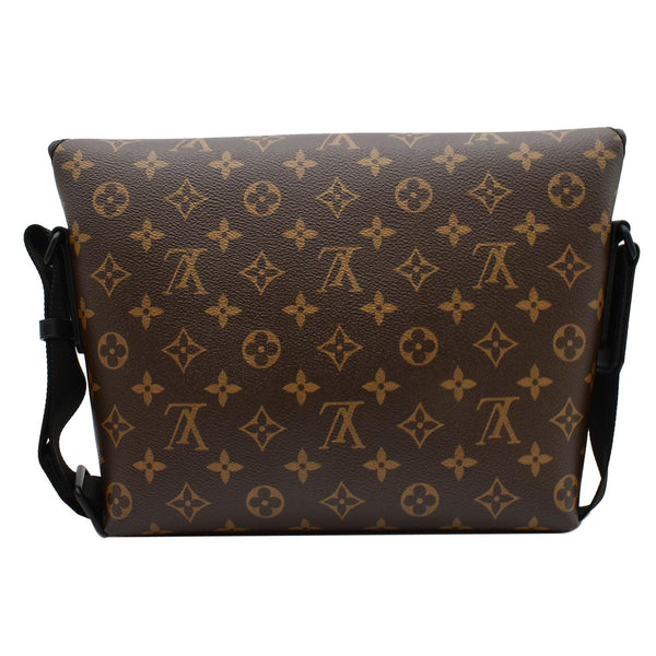 LOUIS VUITTON Magnetic Monogram Macassar Messenger Bag Brown
