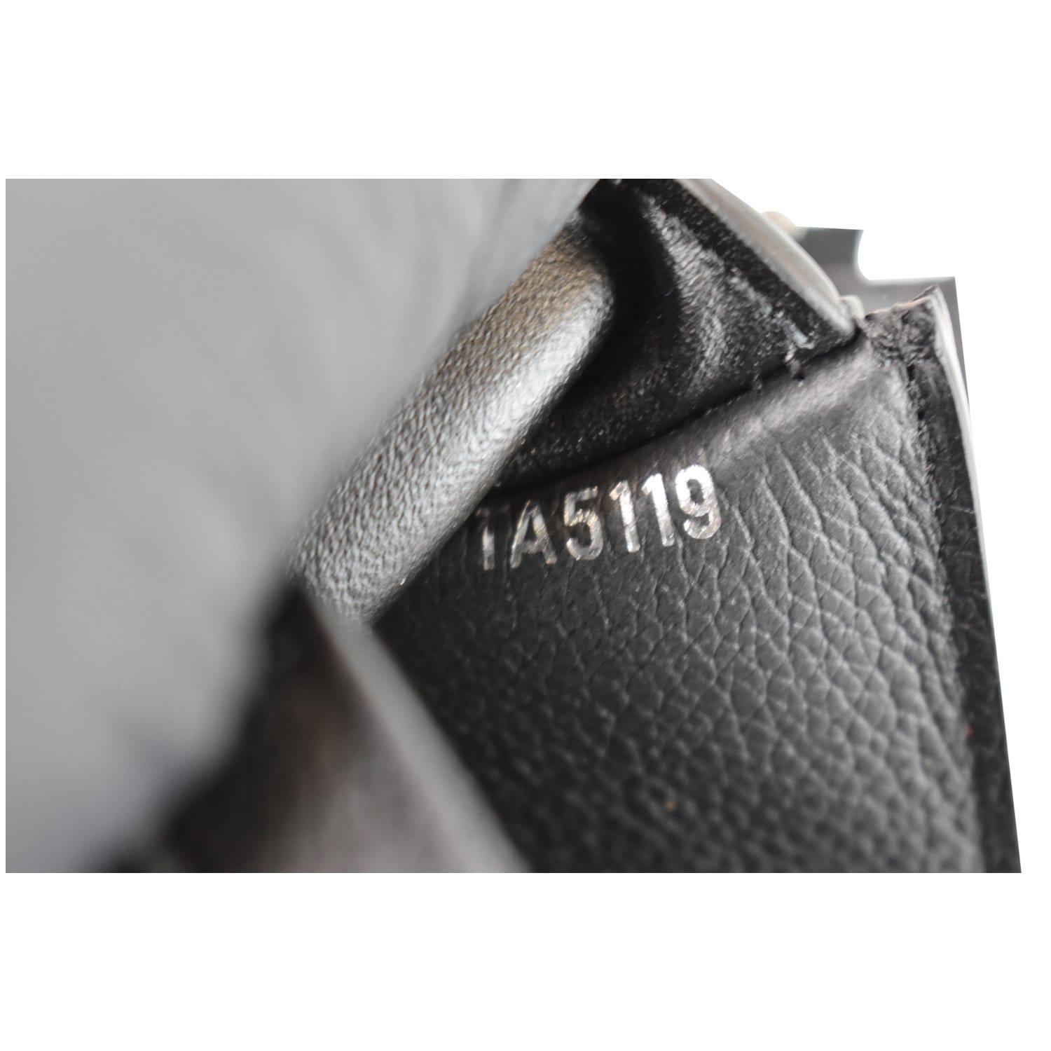 Louis Vuitton MyLockme Compact Wallet Leather Black 1855273